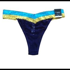 Metaphor Tricolor Lace Thong Panties NWT